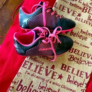 Girls Soccer Shoes